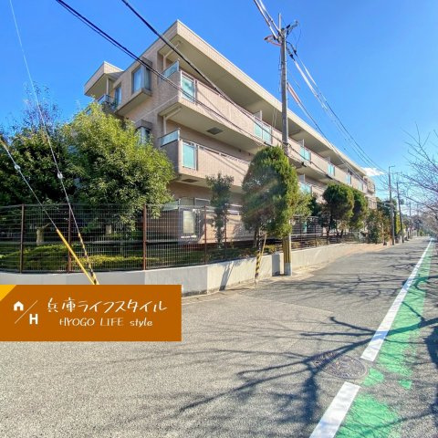 甲陽園ガーデンハウスの外観