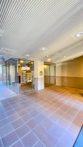 甲陽園ガーデンハウスのエントランス