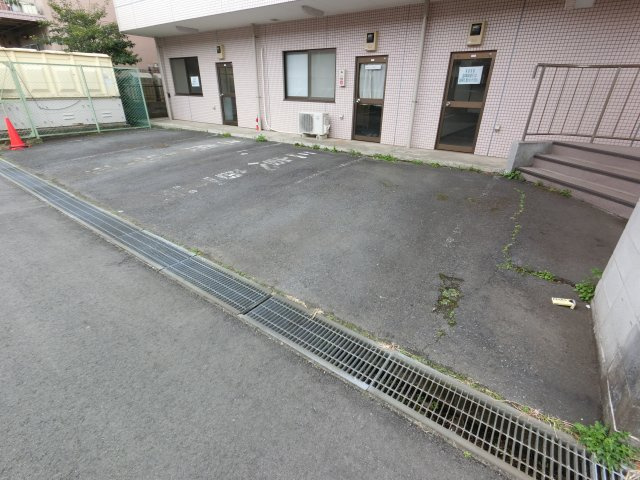 【駐車場】 | ※空き要確認