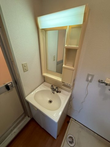 【独立洗面台】