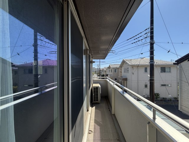 屋根付きのバルコニー★