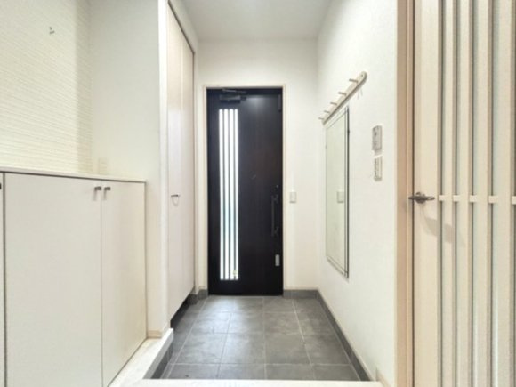 奥行のある玄関です★