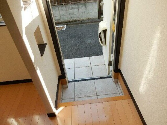 ラ・セルジュの玄関