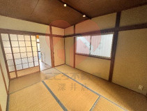 【居間・リビング】 | 東大阪市下六万寺町３丁目貸家