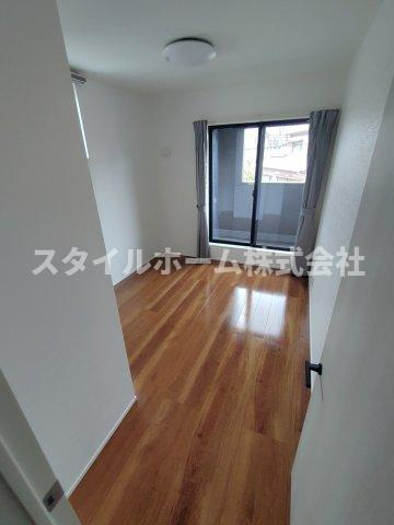 豊川市蔵子六丁目貸家の居間・リビング