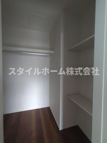 豊川市蔵子六丁目貸家の収納