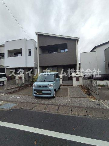 豊川市蔵子六丁目貸家の駐車場