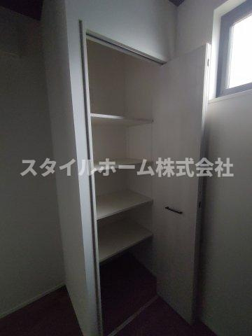 豊川市蔵子六丁目貸家の収納