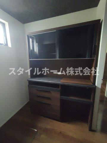 豊川市蔵子六丁目貸家の収納