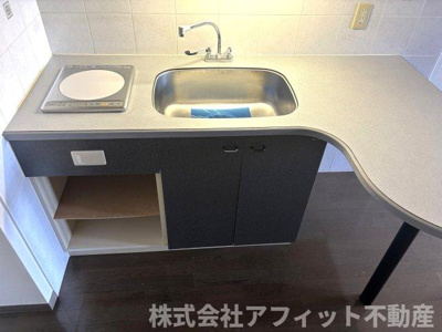 【キッチン】 | ヒューマンズ沖野上 | IHクッキングヒーター付き