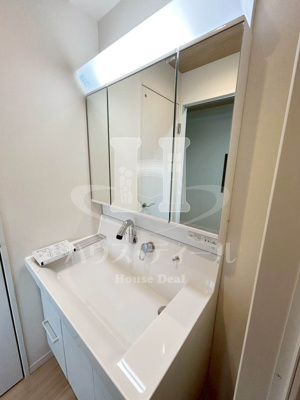 【独立洗面台】 | 熊野前8ビル | 独立洗面台で身支度をすべて済ませてしまいましょう