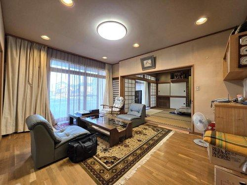 新潟市中央区新和2丁目の洋室