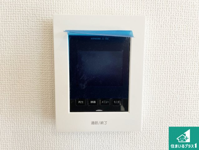 ★29(土)30(日)現地見学可能！★大津市鶴の里　全2邸の防犯設備|カラーモニターインターホン！声だけでなく来訪者の姿や顔がモニターで確認できるので、小さなお子様がいらっしゃるご家庭でも安心できます！