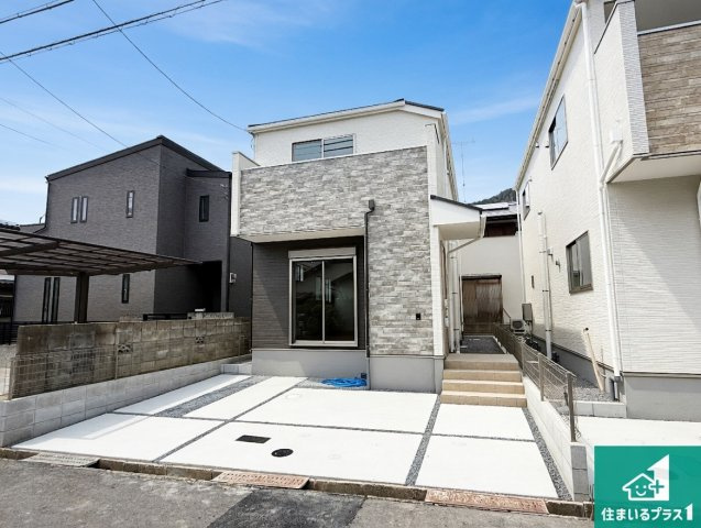 ★29(土)30(日)現地見学可能！★大津市鶴の里　全2邸の外観|お客様に長く安心して住んでいだだける事にこだわった家づくり！住んでからのアフターサービスにもしっかりと取り組んでいます！
