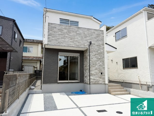 18(土)19(日)現地説明会　大津市鶴の里　全2邸の外観|安心の10年保証！外観を美しく保ち、雨水で汚れを落とします！気になることがありましたら、お気軽にお問い合わせください！