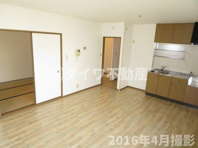 マノウールSAKAEの居間・リビング