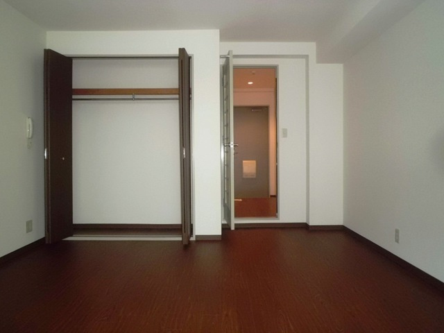 ハイツ細田の居間・リビング