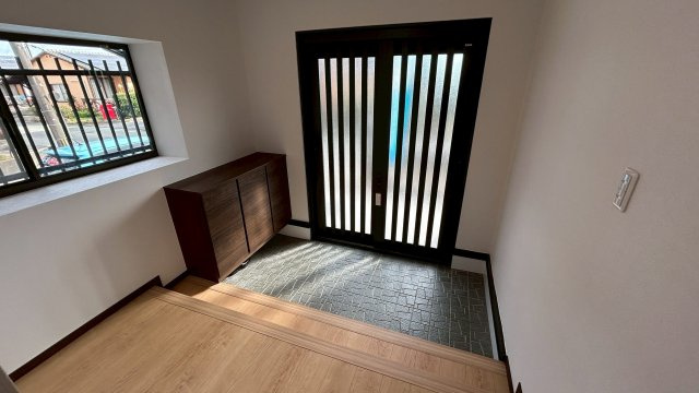 広川町一篠中古住宅の玄関
