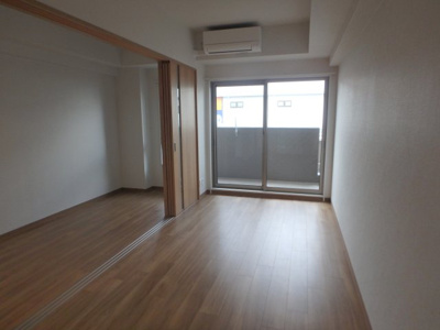 【居間・リビング】 | Ｂｒｉｓ西宮 | おしゃれな内装です