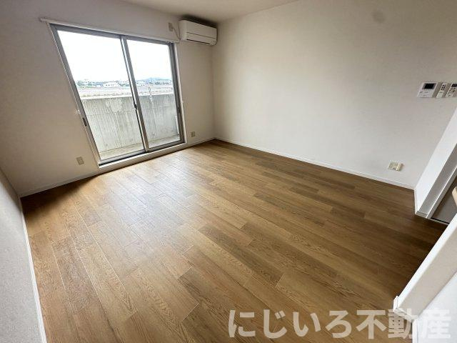 プレジデント那賀川の寝室