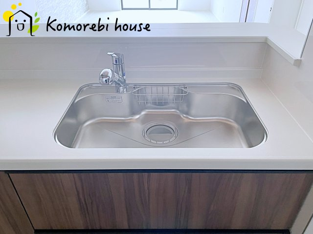 さいたま市見沼区島町　4期　新築一戸建て　グラファーレ　02のキッチン|3/19撮影済み