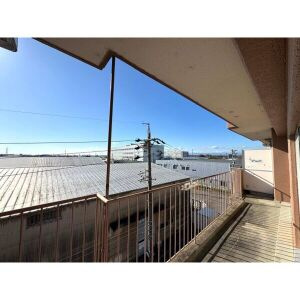 パレス西春のバルコニー