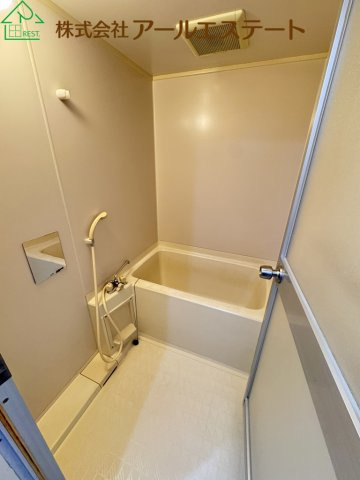ネオハイツ花の北　JR播但線「野里駅」徒歩9分の浴室