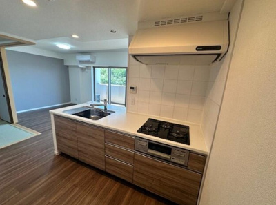 【キッチン】 | レーベンリヴァーレ入間オフィール | リビングの様子を見渡せる対面キッチン