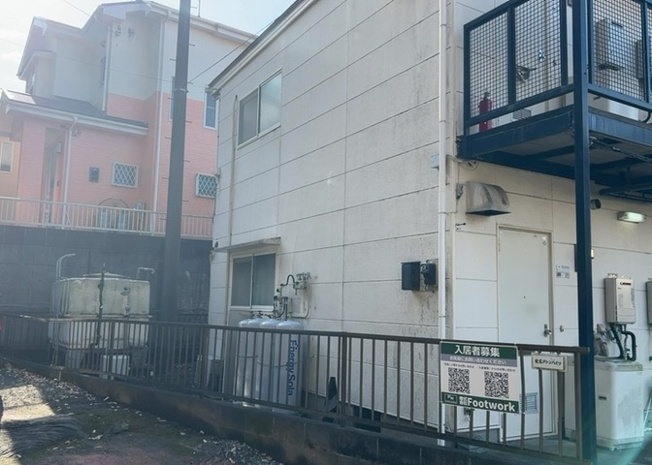 【外観】 | 愛名グリーンハイツ | 家を建てる前提で土地を探している場合、地盤の丈夫さは譲れない条件の一つです。地盤が脆弱だと追加工事が必要となります。また、過去に地盤沈下や液状化現象を起こした土地は、できるだけ避けた方がいいでしょう。