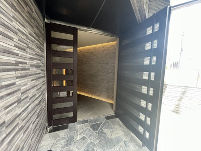 【エントランス】 | サムティ南堀江LUCE