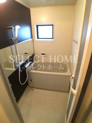 【浴室】 | ハイカムールはなべＢ | 落ち着いた空間のお風呂です
同型タイプ