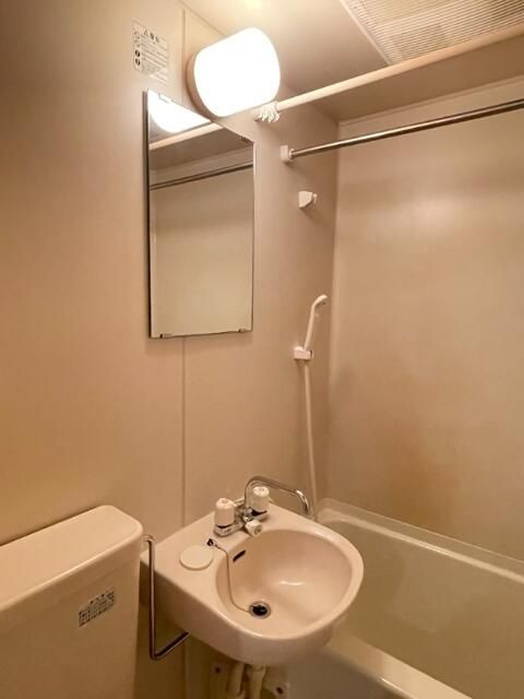 レット・イット・ビーの洗面所