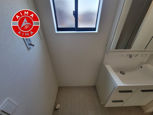 糟屋郡新宮町大字湊第4-2棟（2号棟）のランドリースペース|ランドリースペースとなります。広々して有効的にご使用できます。 