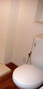 ガーデンコート小茂根のトイレ