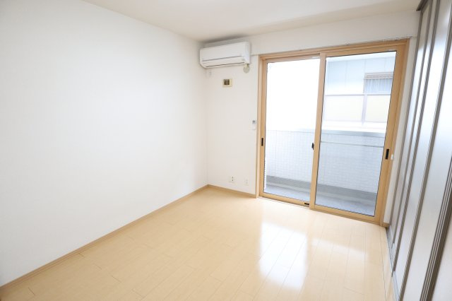 ビスタコートの洋室