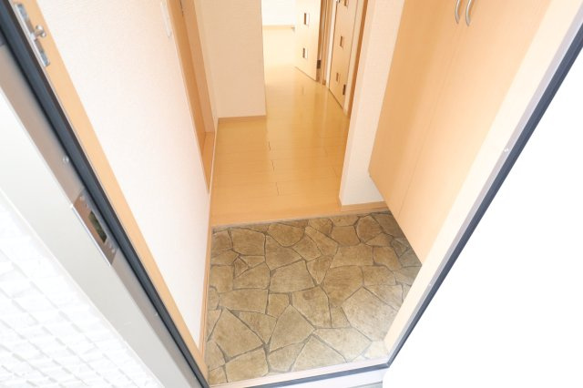 ビスタコートの玄関