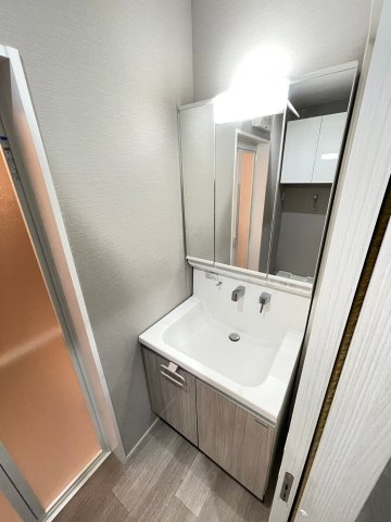 【独立洗面台】