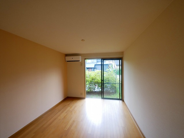 朝日メゾネットＡ・Ｂの居間・リビング|おしゃれなリビングです