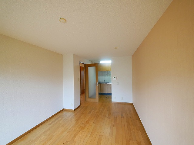 朝日メゾネットＡ・Ｂの居間・リビング|使いやすい居間です