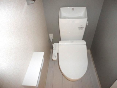  | アドレ・コスモス