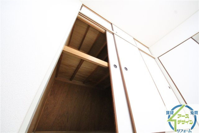 ロイヤルメゾンアドニスの収納|※類似部屋