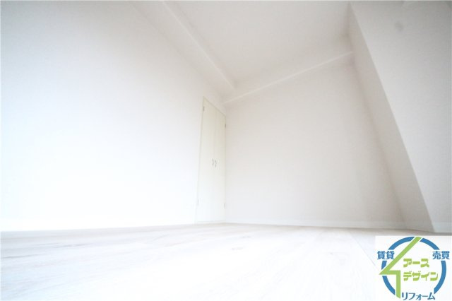 ロイヤルメゾンアドニスの寝室|※類似部屋