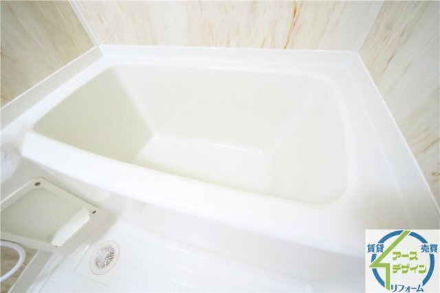 ロイヤルメゾンアドニスの浴室|※類似部屋