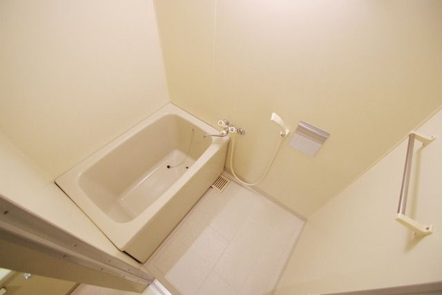 川崎市多摩区菅北浦２丁目の賃貸マンションの浴室