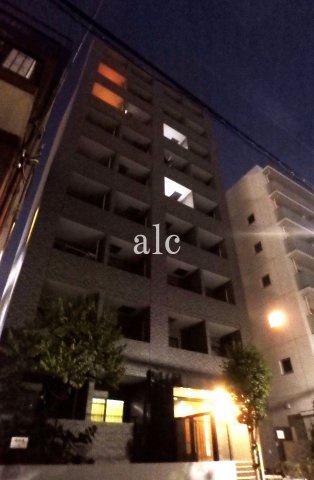 新宿区西新宿８丁目の賃貸マンションの外観|おしゃれな外観です