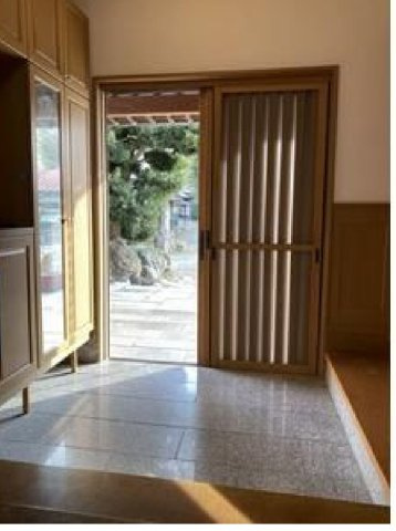 売戸建　栃木市岩舟町の玄関