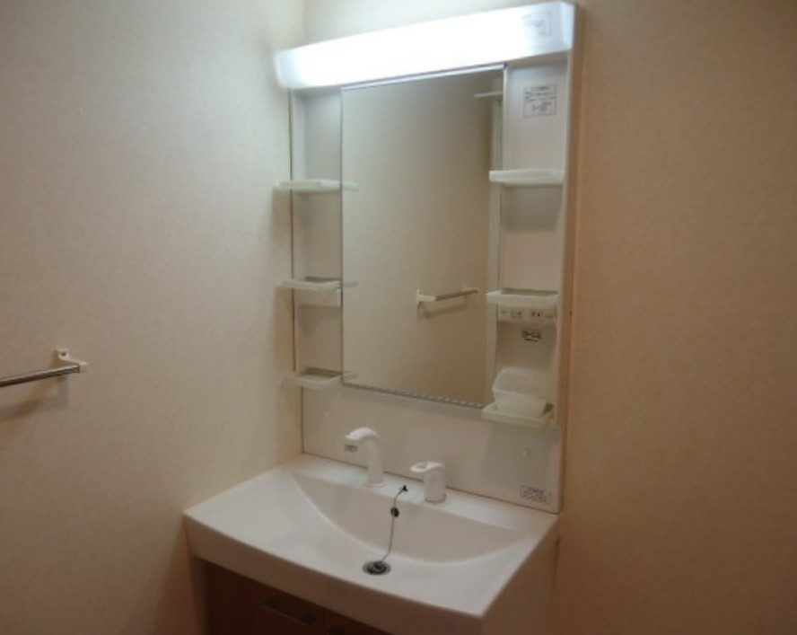 川崎市多摩区長沢４丁目のアパートの洗面所