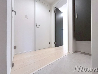 【玄関】 | Cherim 本陣十王町 North | 落ち着いた玄関です