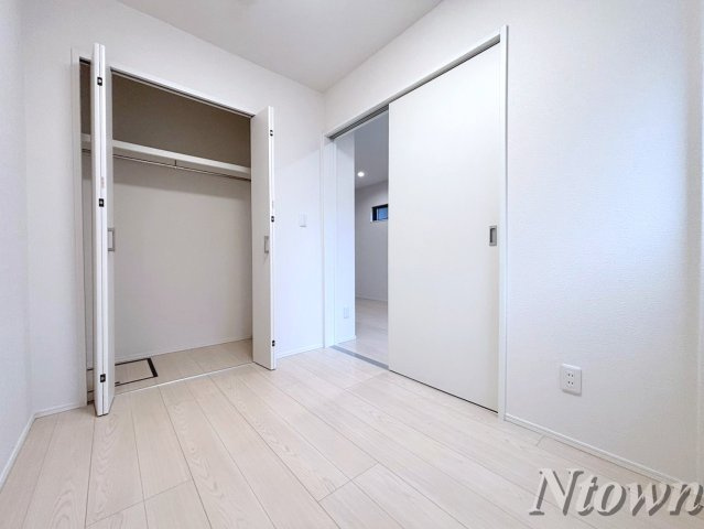 【その他】 | Cherim 本陣十王町 North | ゆったりした洋室です