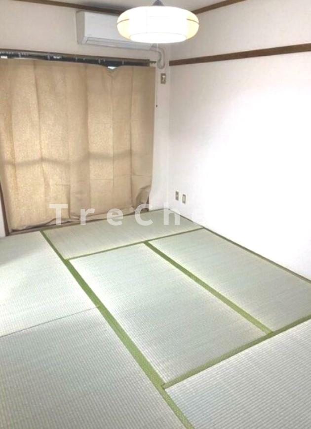 サンヒルズ徳丸の和室